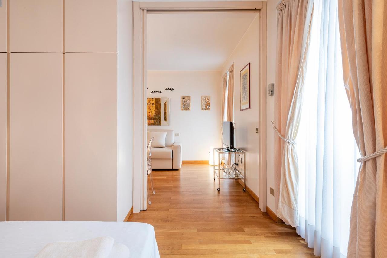 Milan Royal Suites - Centro Duomo Exteriér fotografie